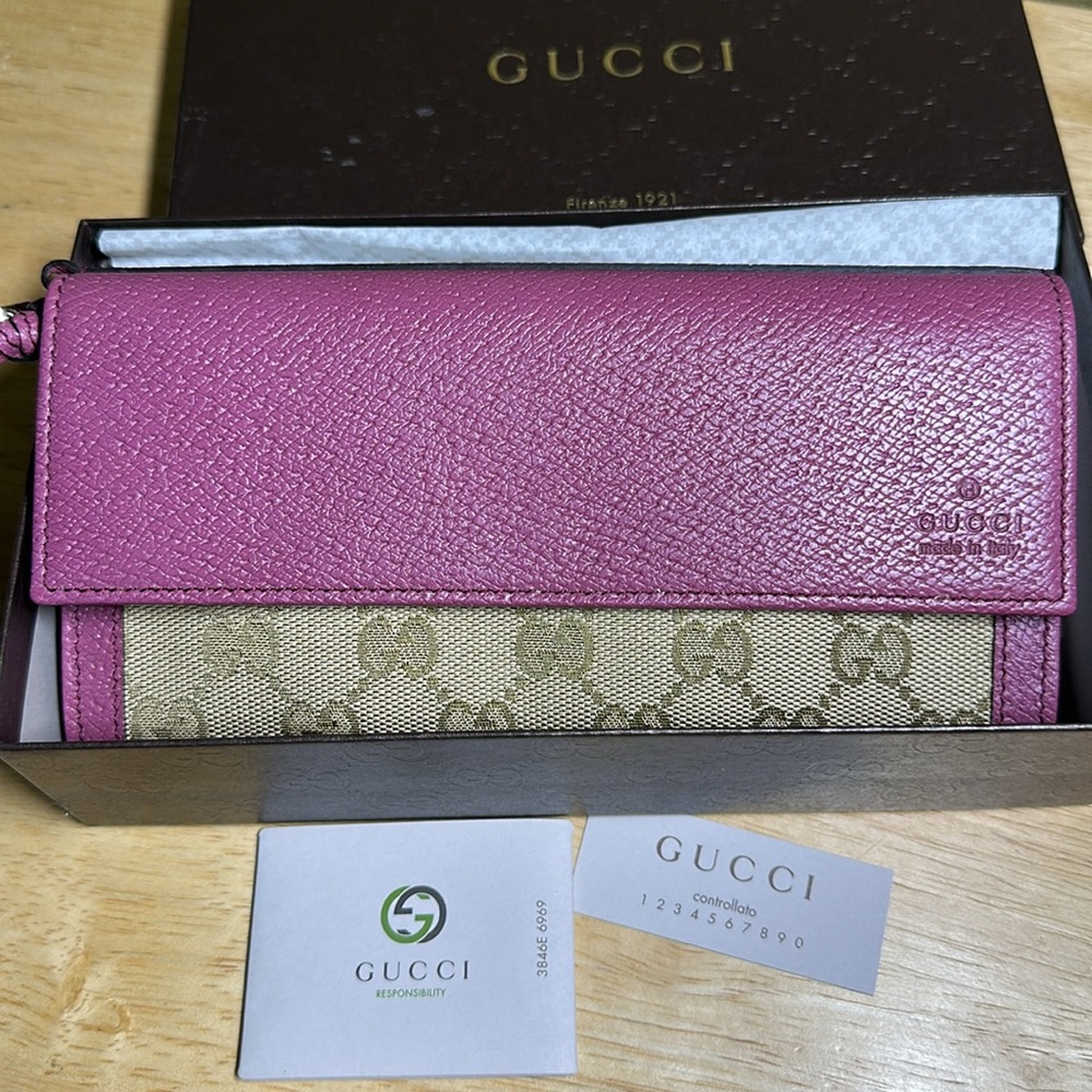 Gucci Pink and Beige Wallet ( NWT) - Picture 8 of 10